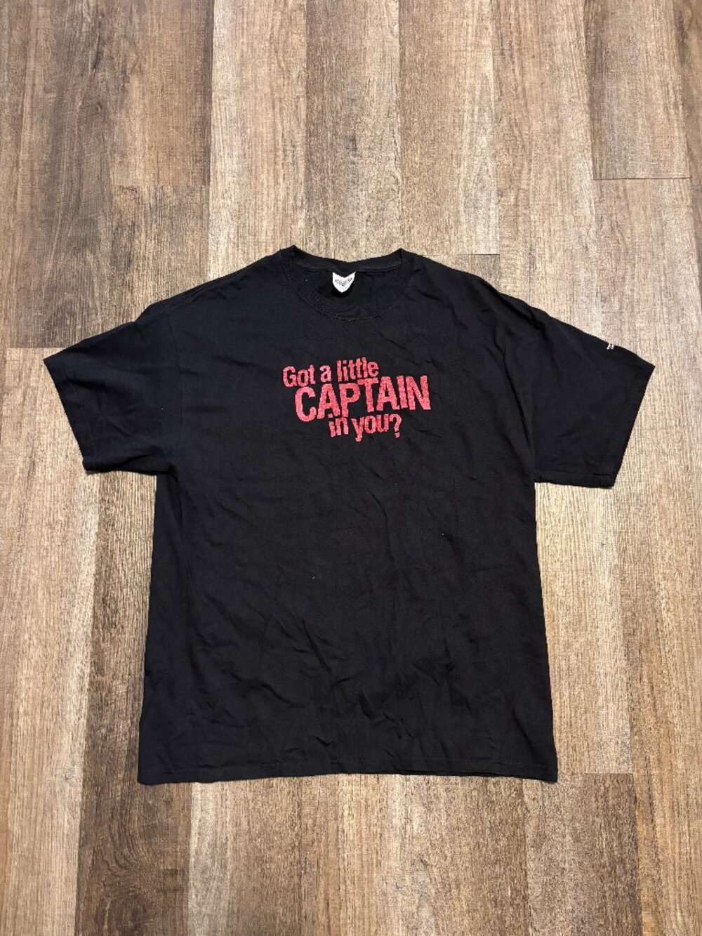 Vintage 2000s Captain Morgan Graphic Tee Shirt